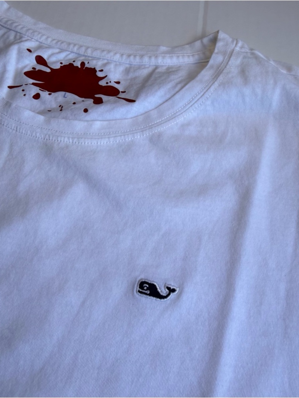 Vineyard Vines Women’s White Whale Logo T-Shirt - Picture 3 of 6